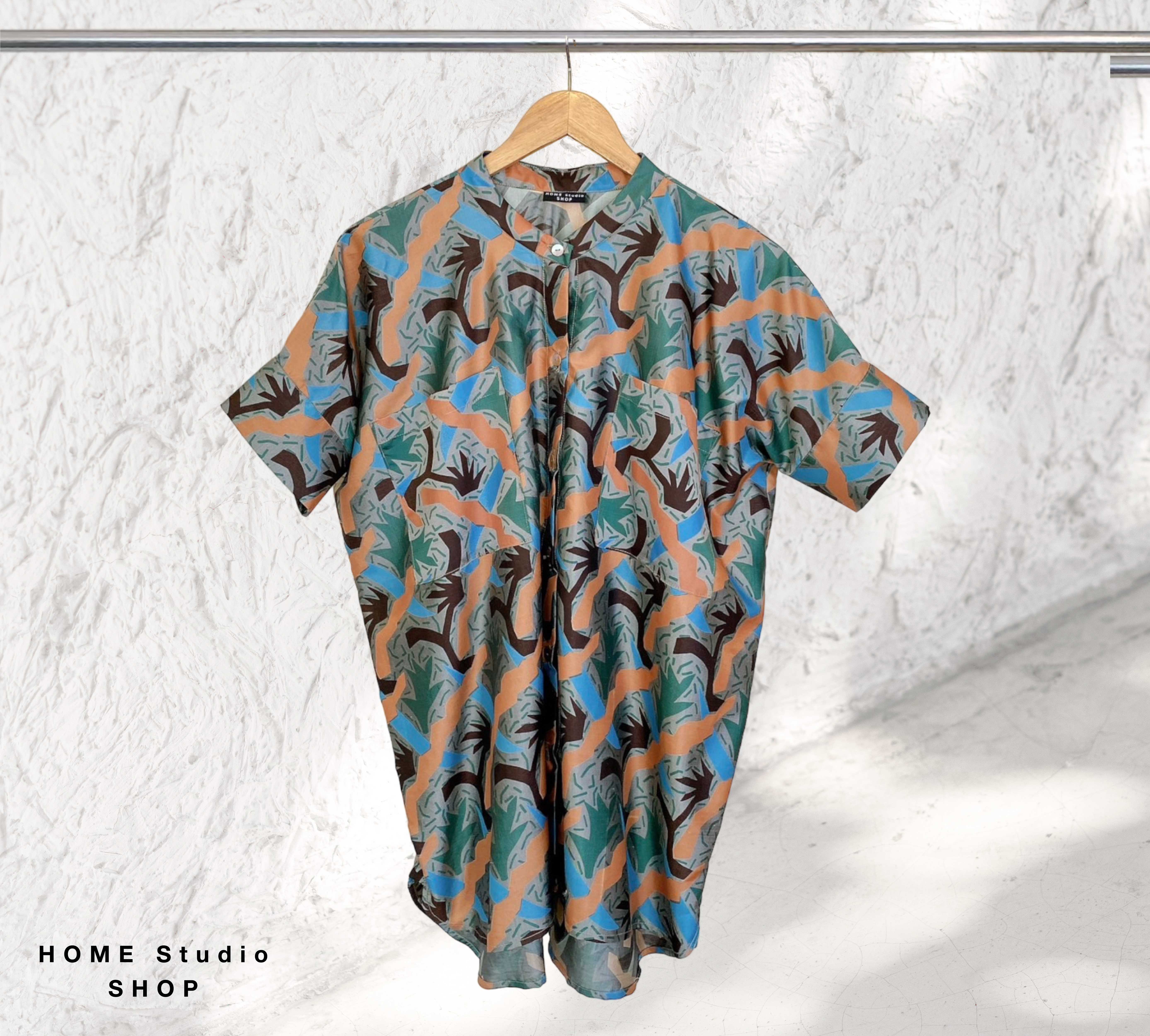 Oversized printed silk blouse: Bush Tree