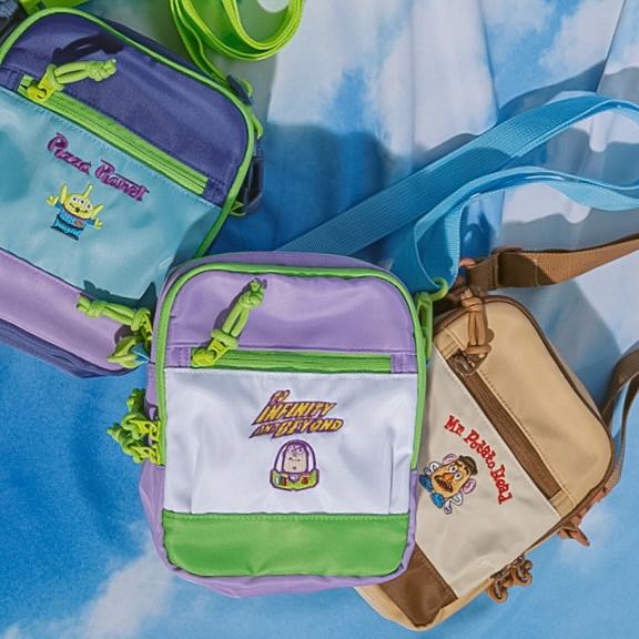 [Pre] กระเป๋าสะพายข้างผ้า toystory