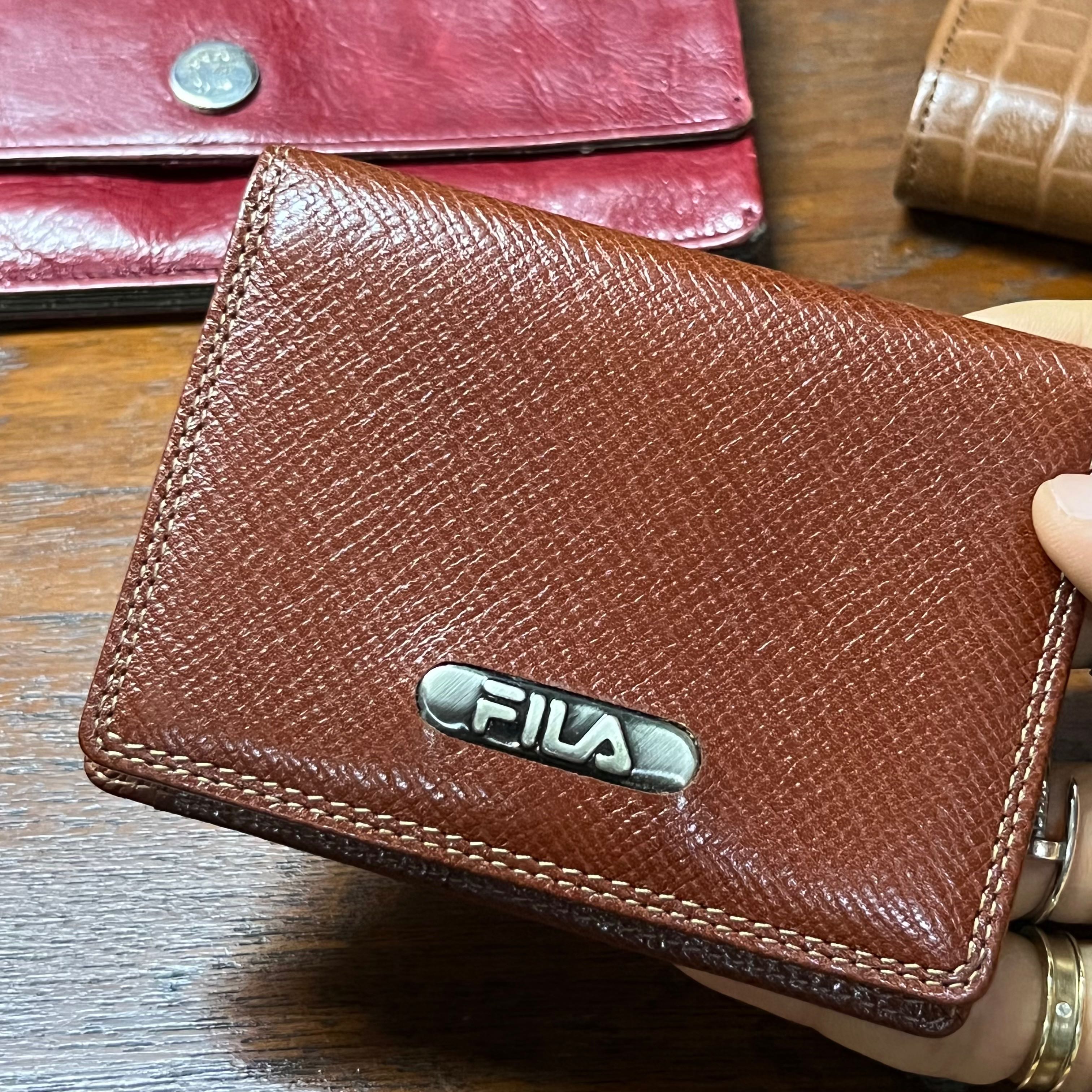 กระเป๋า FILA ขนาด8X11ซม. 