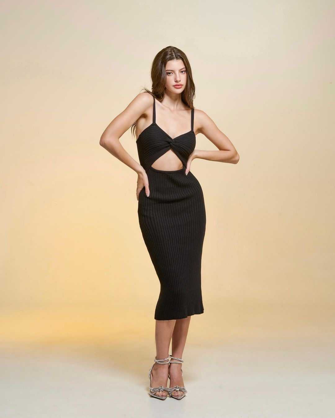 AUDREY Ribbed Knit Midi Dress