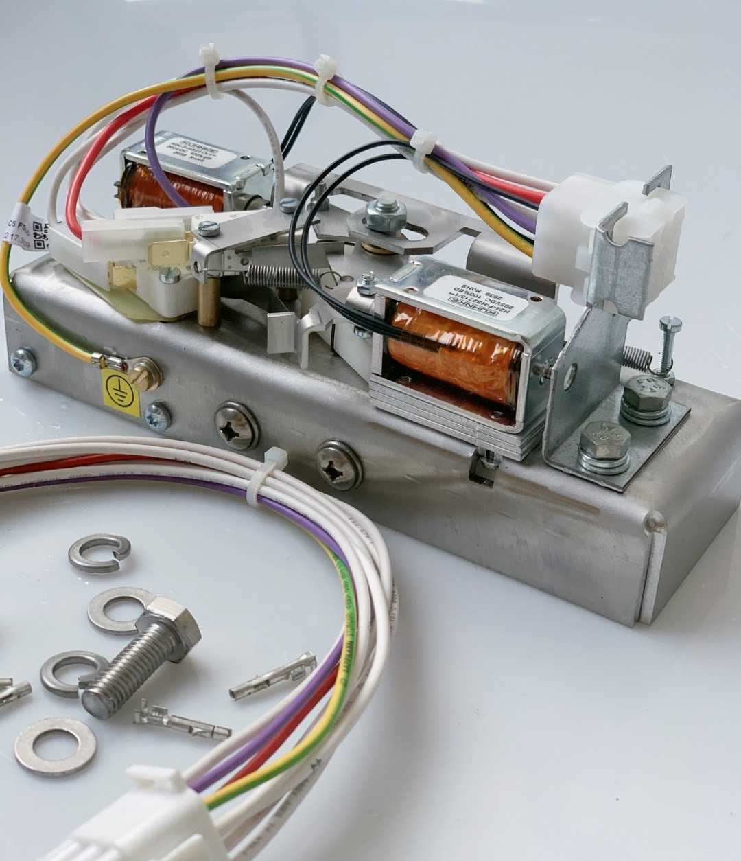FS33-55/LH33-55 Door lock for Washer Extractor (511243) -AA