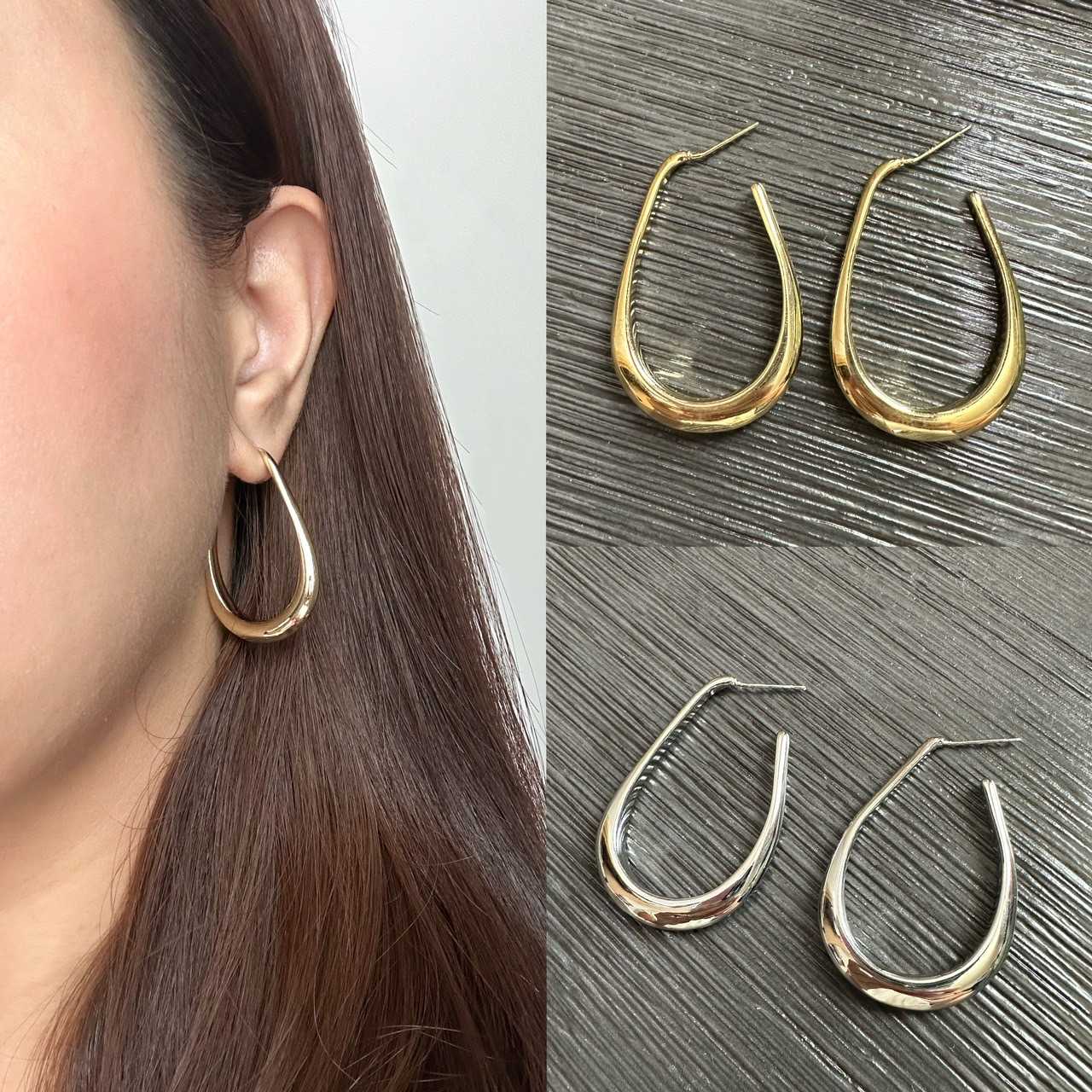 ต่างหู รุ่น U สีเงินและสีทอง