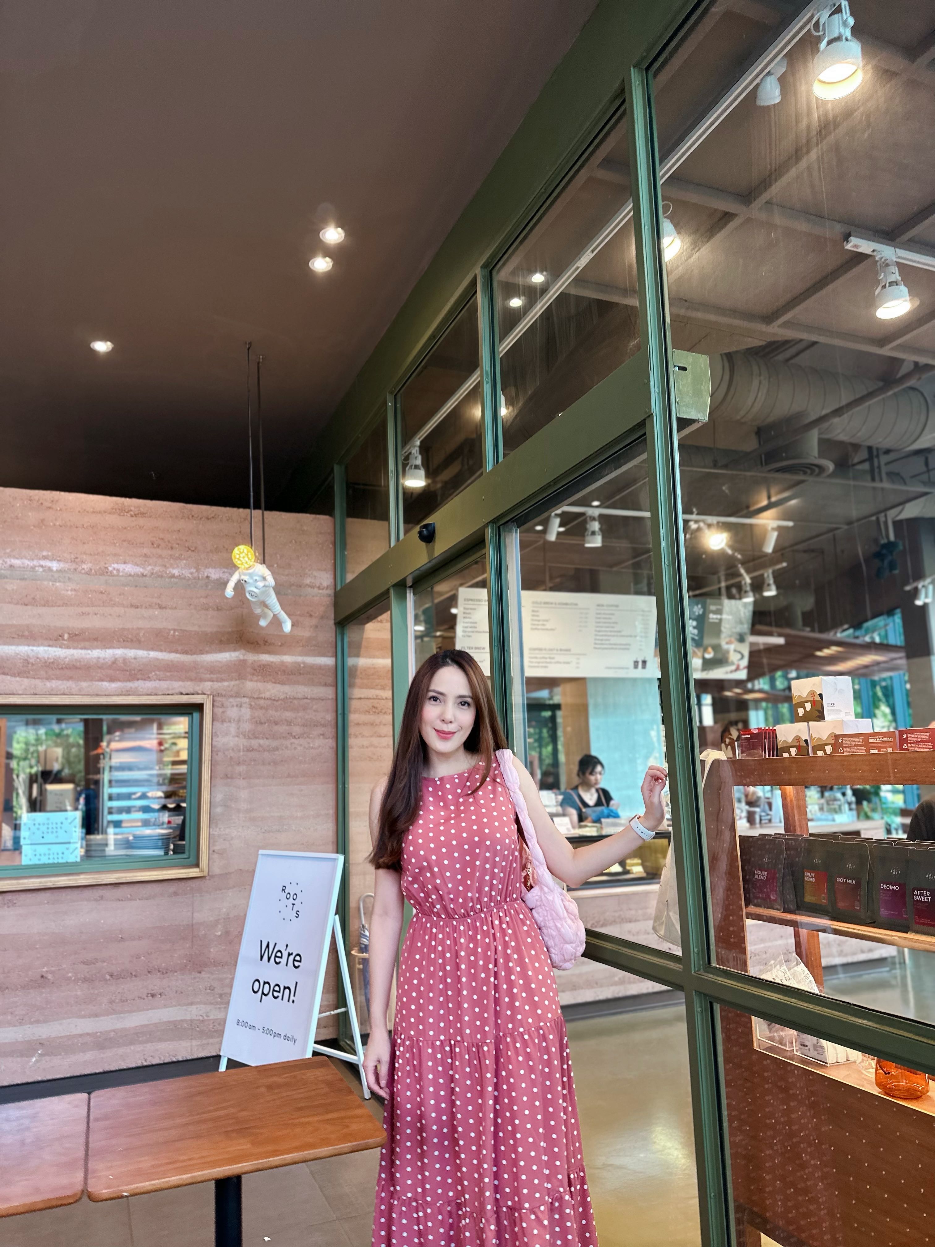 Size M 🩷 เดรสสีชมพูลายจุด 🩷 