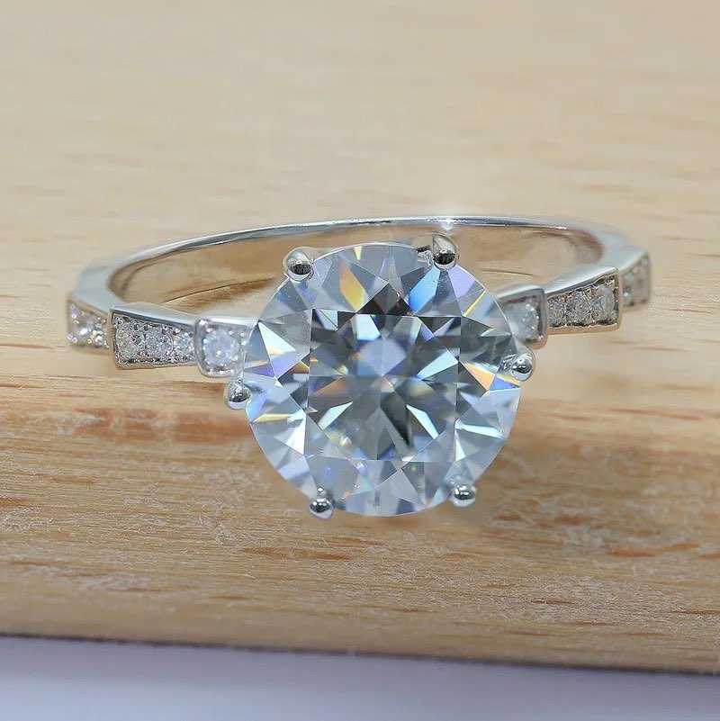 2 carat 8mm. diamond ring