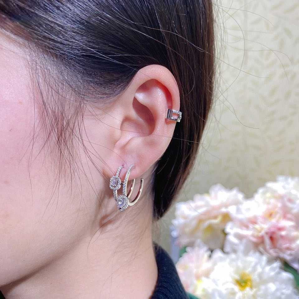 trendy earrings