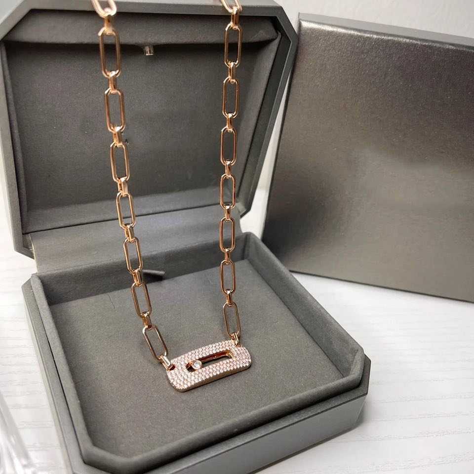 trendy diamond necklace