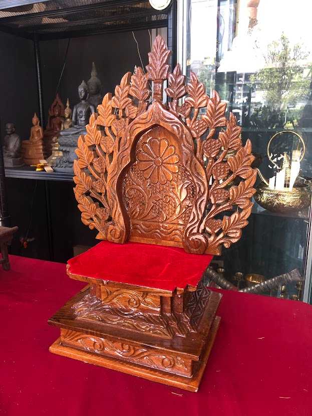 บัลลังก์ไม้สัก 8 นิ้ว