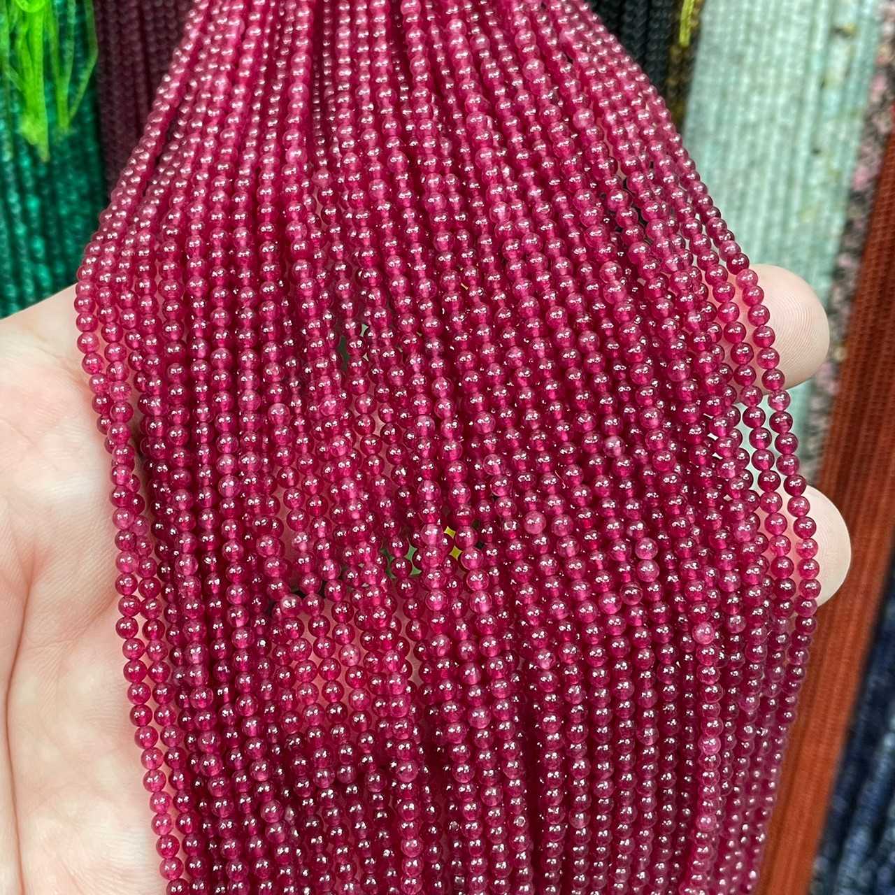 ทับทิม (Ruby) ขนาด 2 mm ทรงกลม เส้นยาว