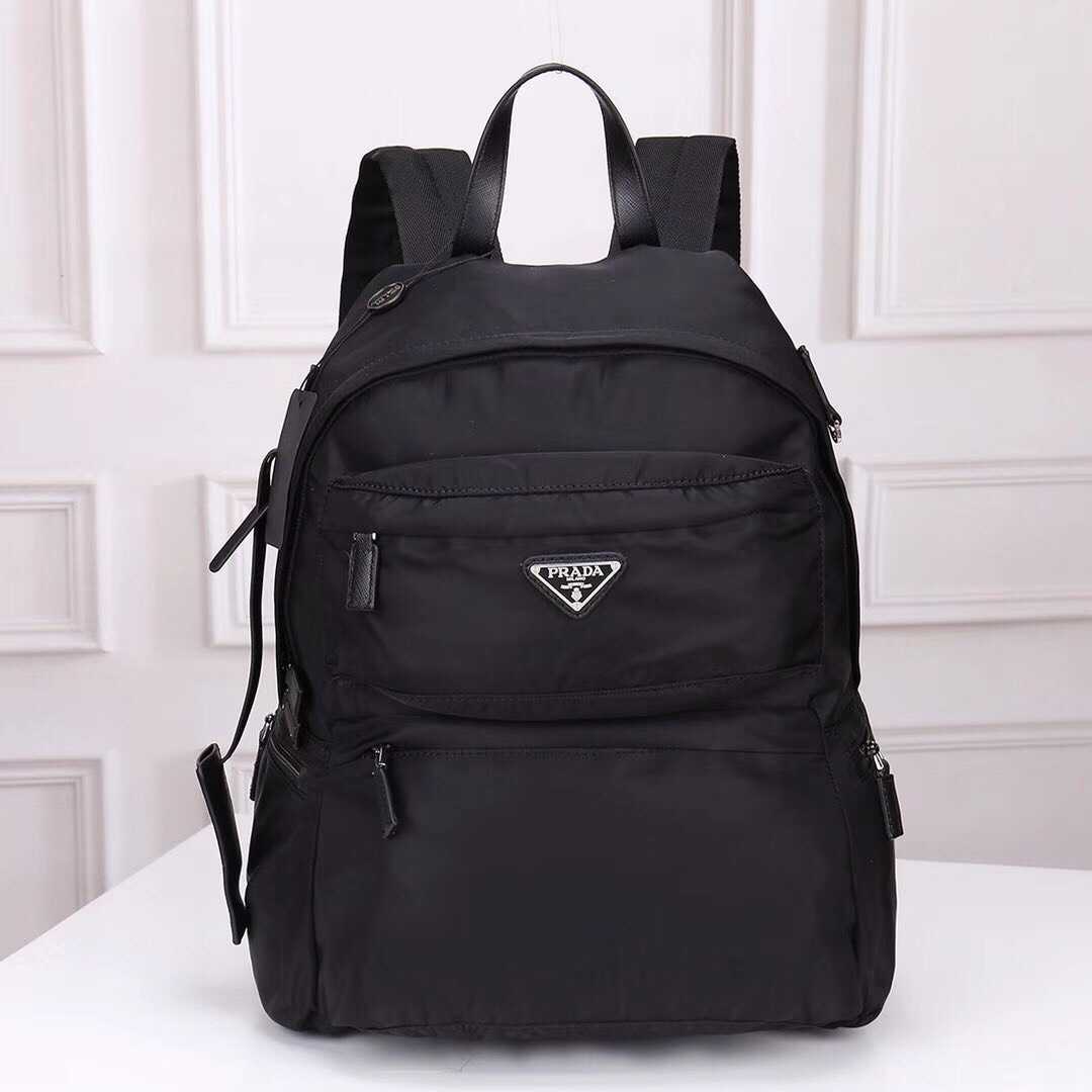 PRADA NYLON AND SAFFIANO LEATHER BACKPACK IN BLACK กระเป๋าเป้สะพายหลังแบรนด์ปราด้า