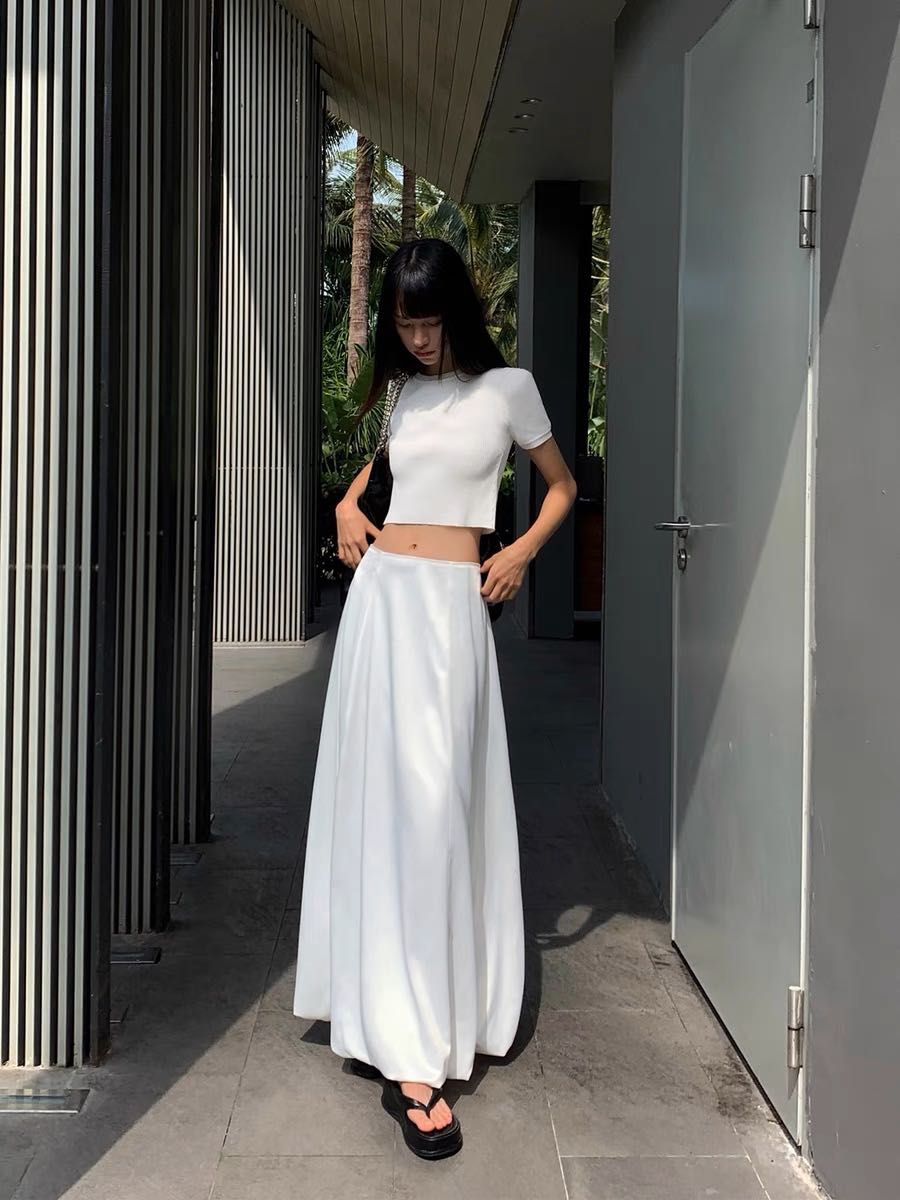 Rana satin skirt [pre order]
