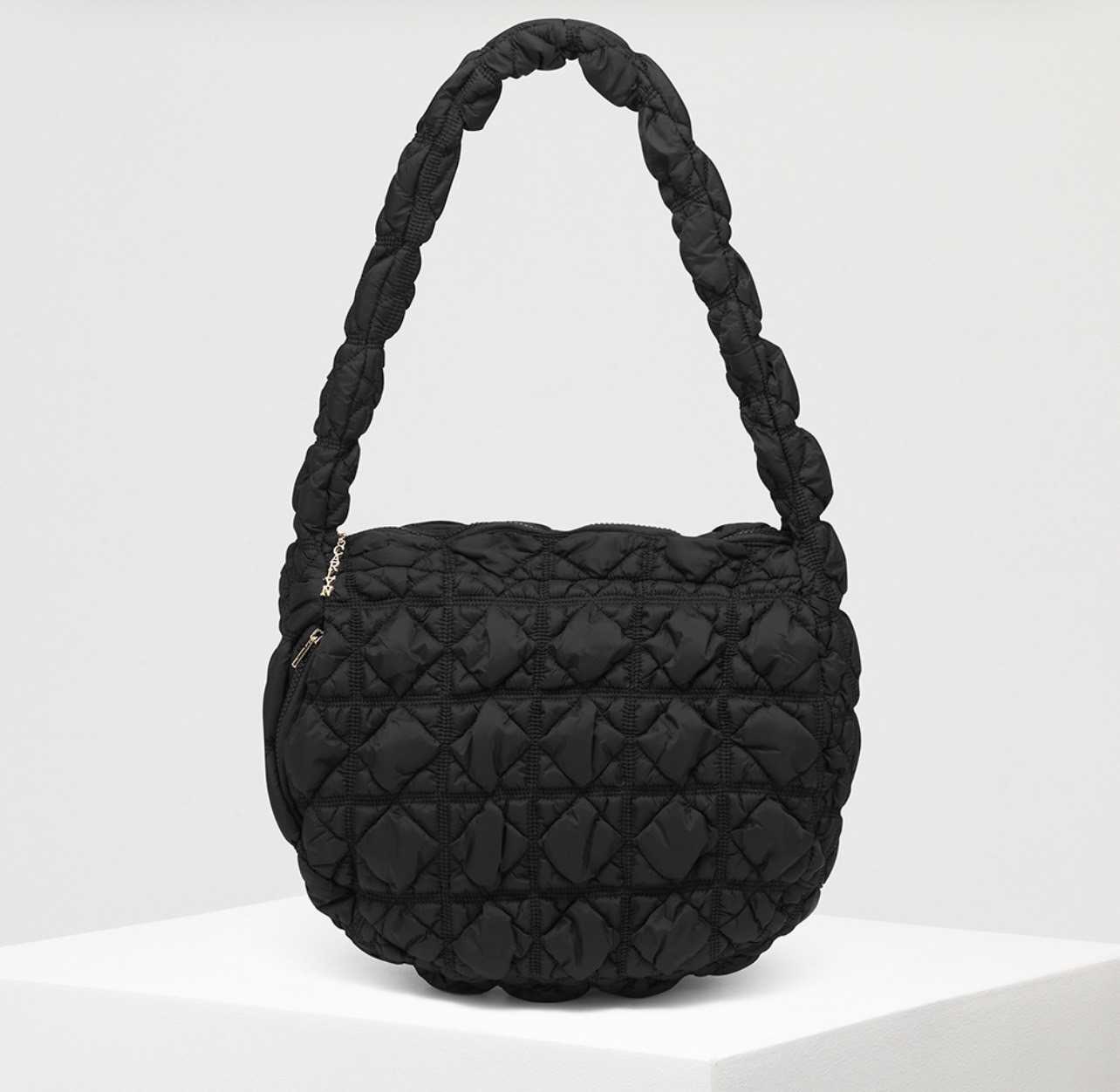 Carlyn Bag - Soft L Black (พร้อมส่งจากทางแบรนด์)