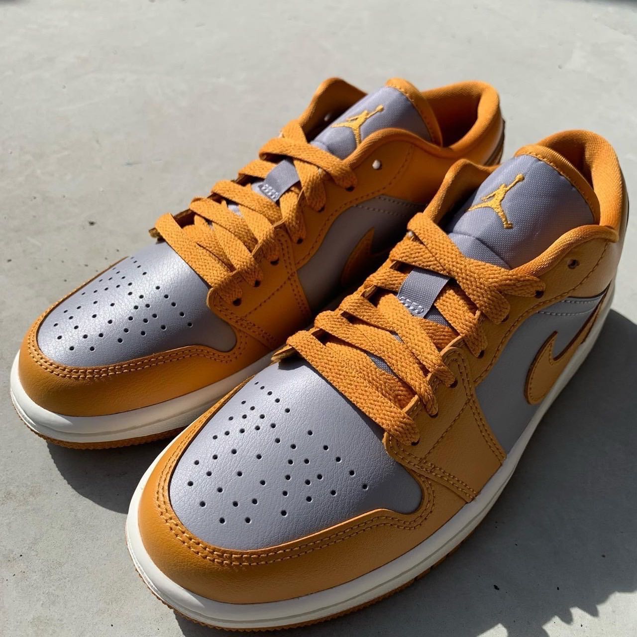 Nike Air Jordan 1 Low Cement Gray