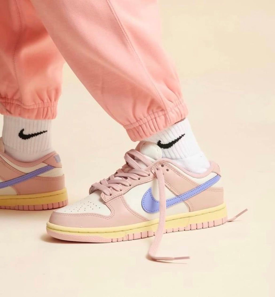 Nike Dunk Low Pink Oxford