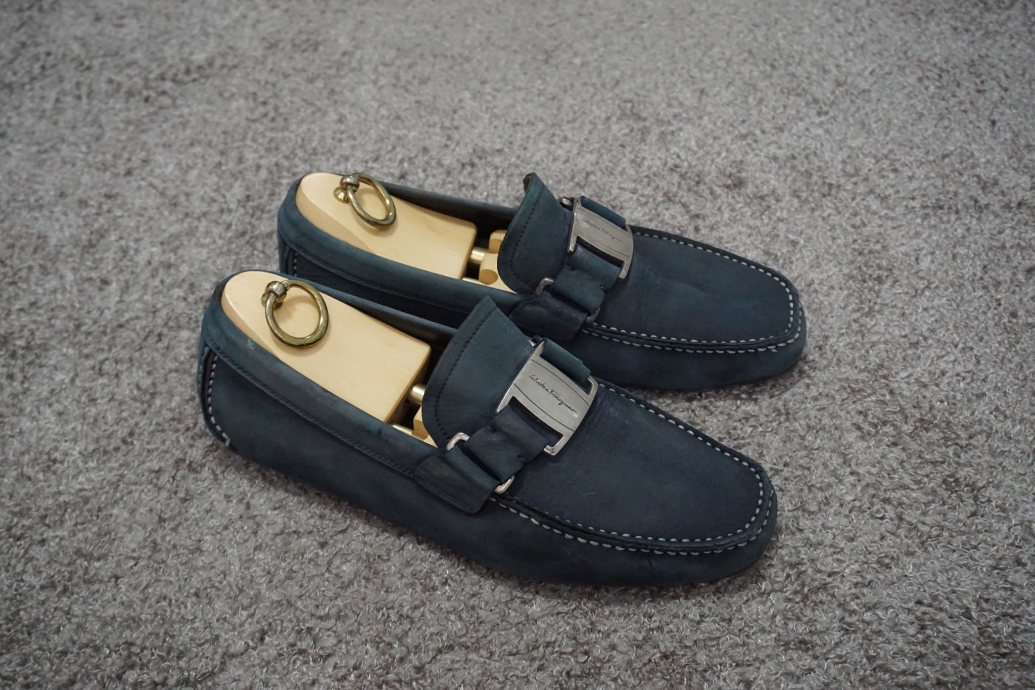 SALVATORE FERRAGAMO Gancini Driving Shoes size 5.5