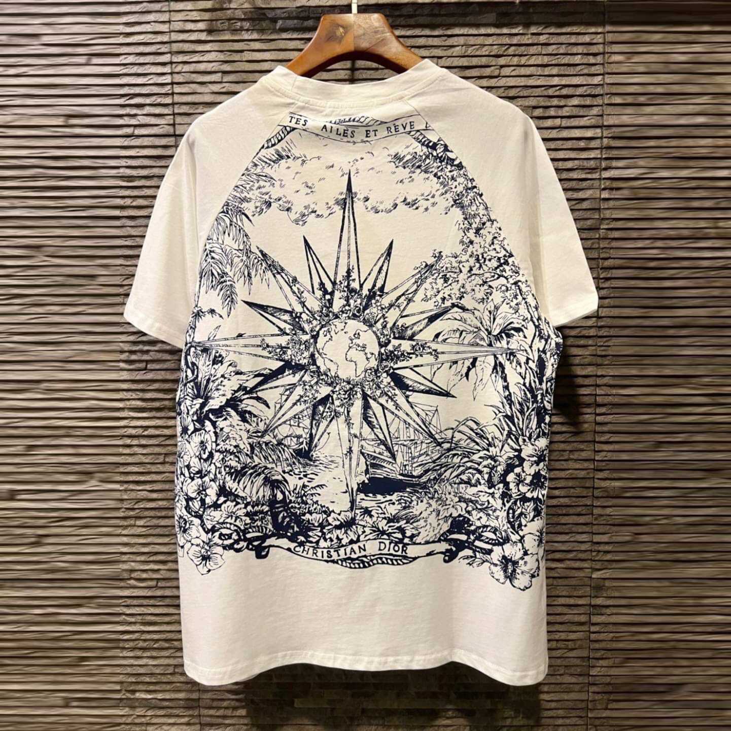 CHRISTIAN DIOR CD BEE PRINTED COTTON JERSEY T-SHIRT เสื้อยืดคอกลมแขนสั้น แบรนด์คริสเตียนดิออร์