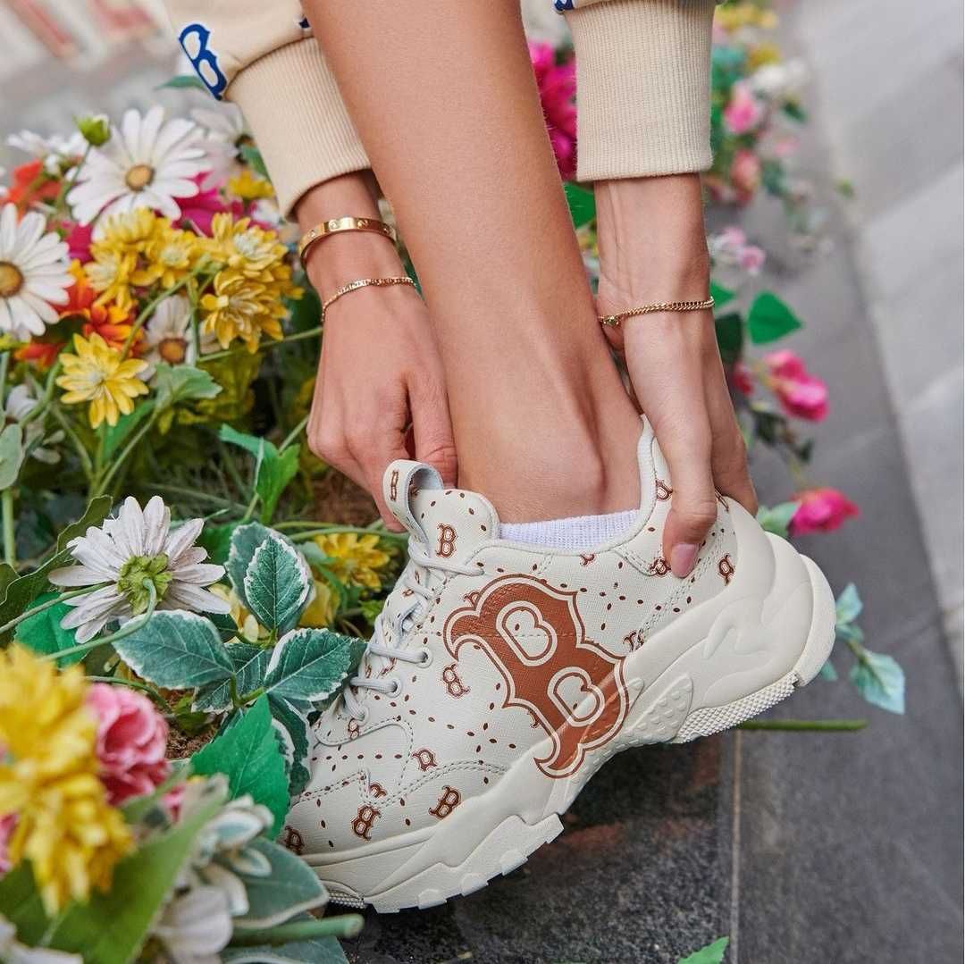 🚨Clearance Sale🚨 MLB Bigball Chunky Saffiano Dia Monogram รองเท้าสีขาว สีครีม NY/ B Boston/ LA