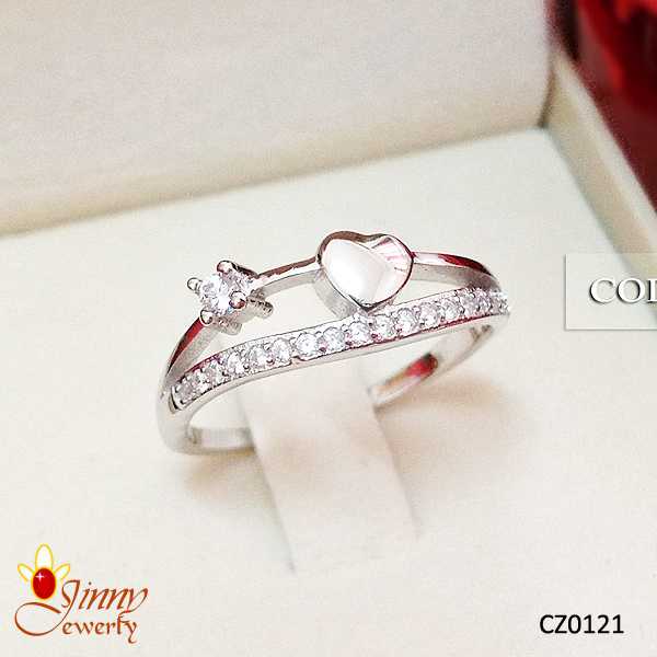 แหวนเงินแท้ 92.5% รูปหัวใจประดับเพชร cz แหวนสวย แบบน่ารักๆ ใส่ติดมือได้ตลอด