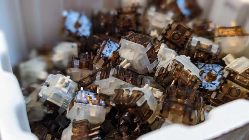 [In-Stock] Gateron Root Beer Float Tactile Switch 60 ตัว