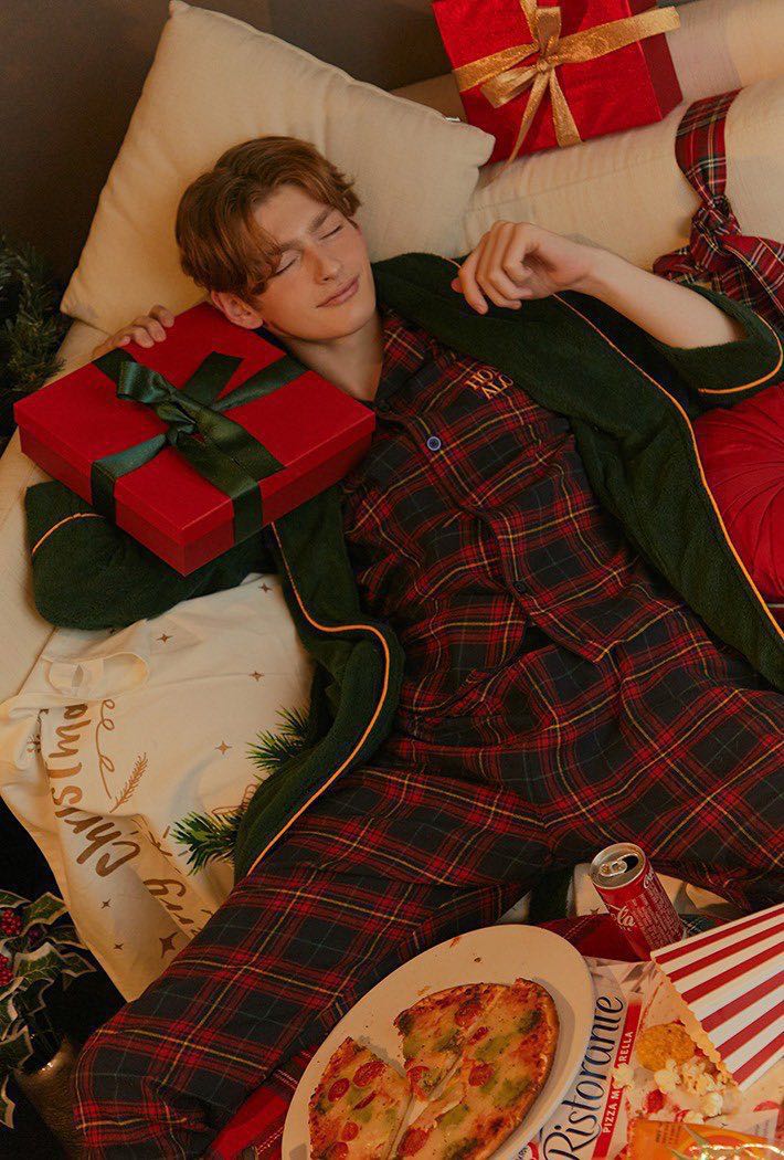 Spao (Harry Potter) Long-sleeved pajamas that Muggles don't know