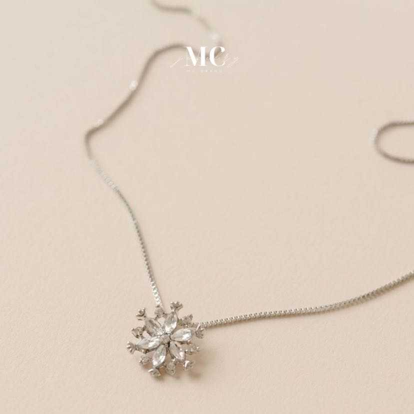 สร้อยเงินเเท้ 92.5% รุ่น Snowflake ❄️ I✅ไม่ลอก ไม่แพ้ ✨แถมฟรีกล่องจิวเวลรี่แบรนด์และผ้าเช็ด