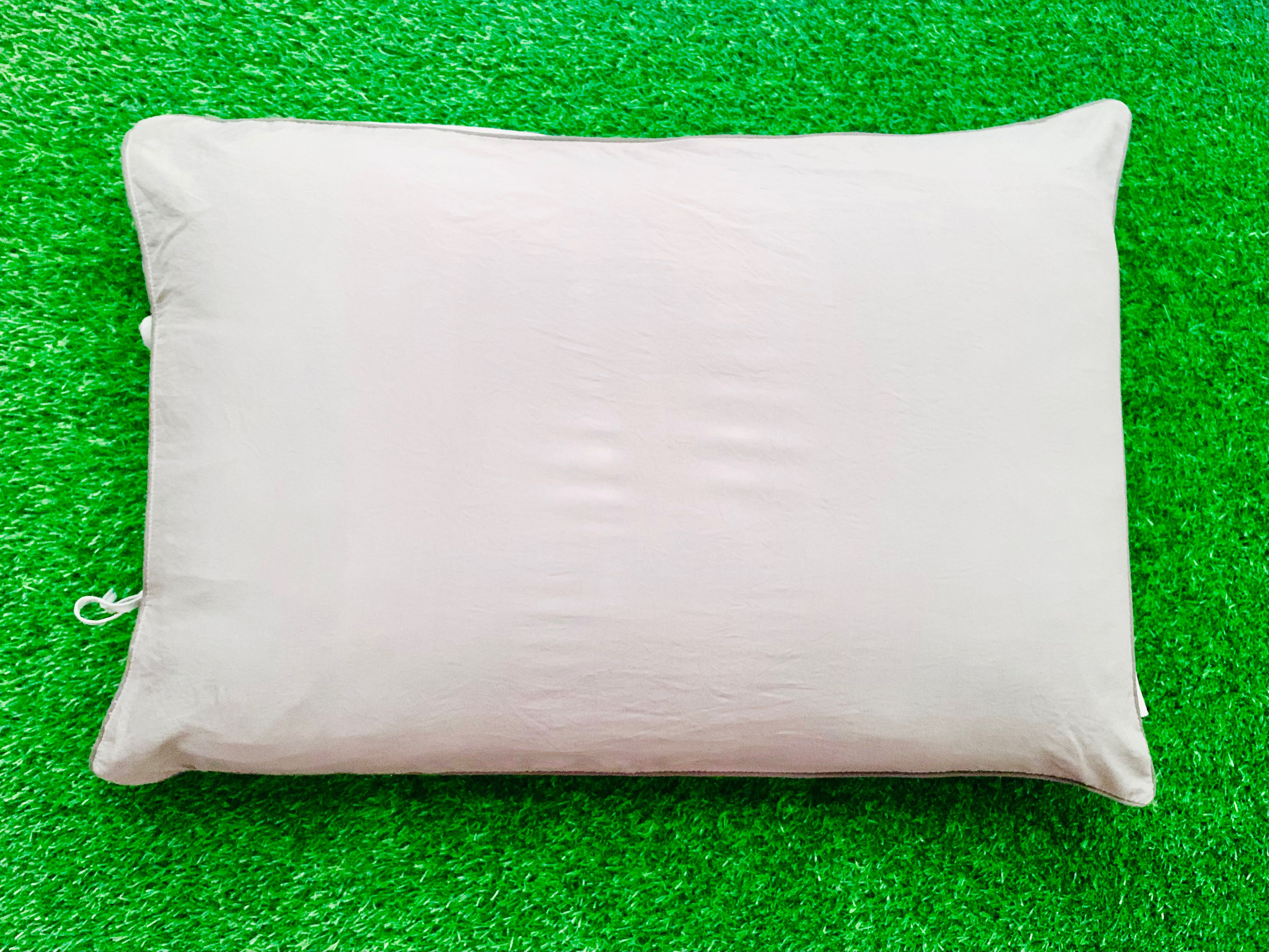 ปลอกหมอนหนุน ขนาดมาตรฐาน สีเทาทูโทน ยี่ห้อ Nature Dream  มือสองขายตามสภาพ สินค้าญี่ปุ่น-เกาหลีแท้