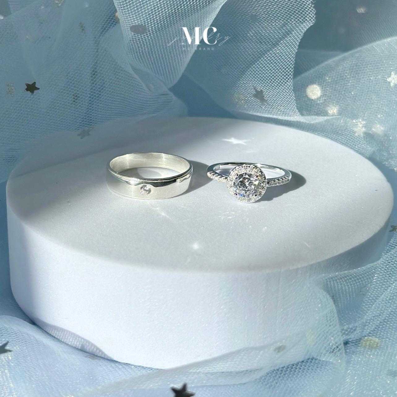 แหวนคู่เงินเเท้,เงินชุปทองคำขาวรุ่น Billy.Emma 💍💖✅สลักชื่อฟรี🤍ไม่ลอก ไม่แพ้ ✨แถมฟรีกล่องจิว✨