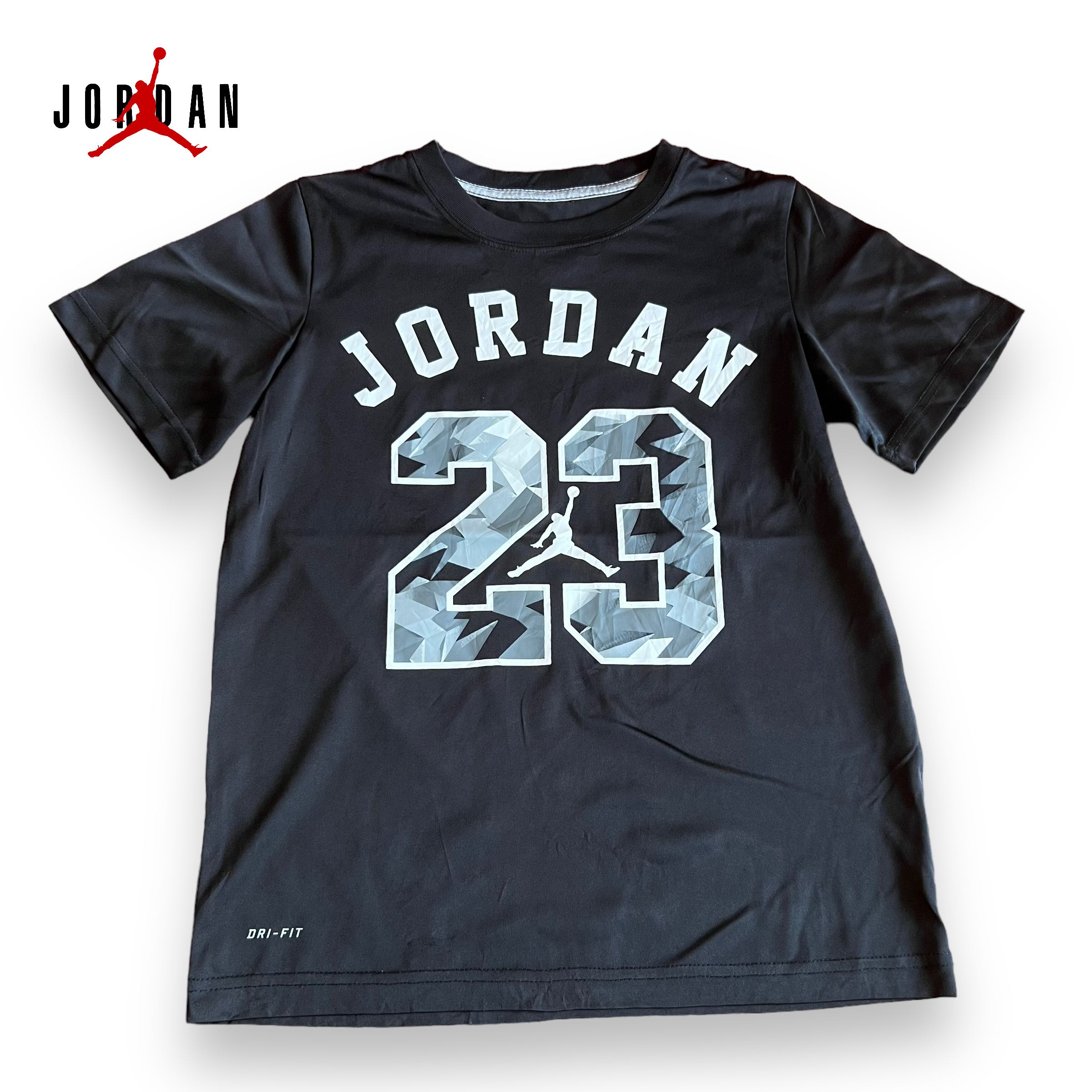 AIR JORDAN