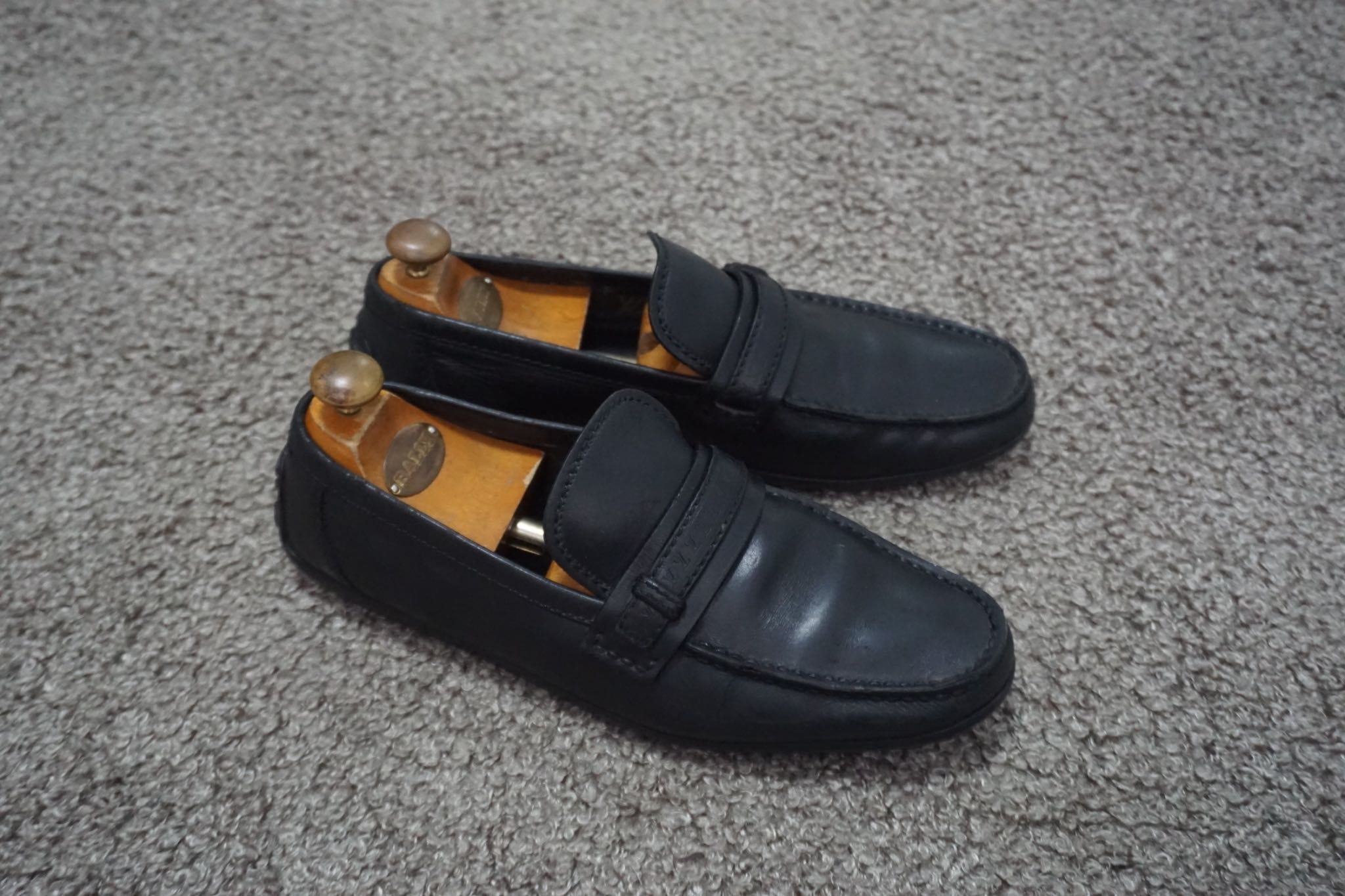 LOUIS VUITTON LOAFER SHOES Size 6