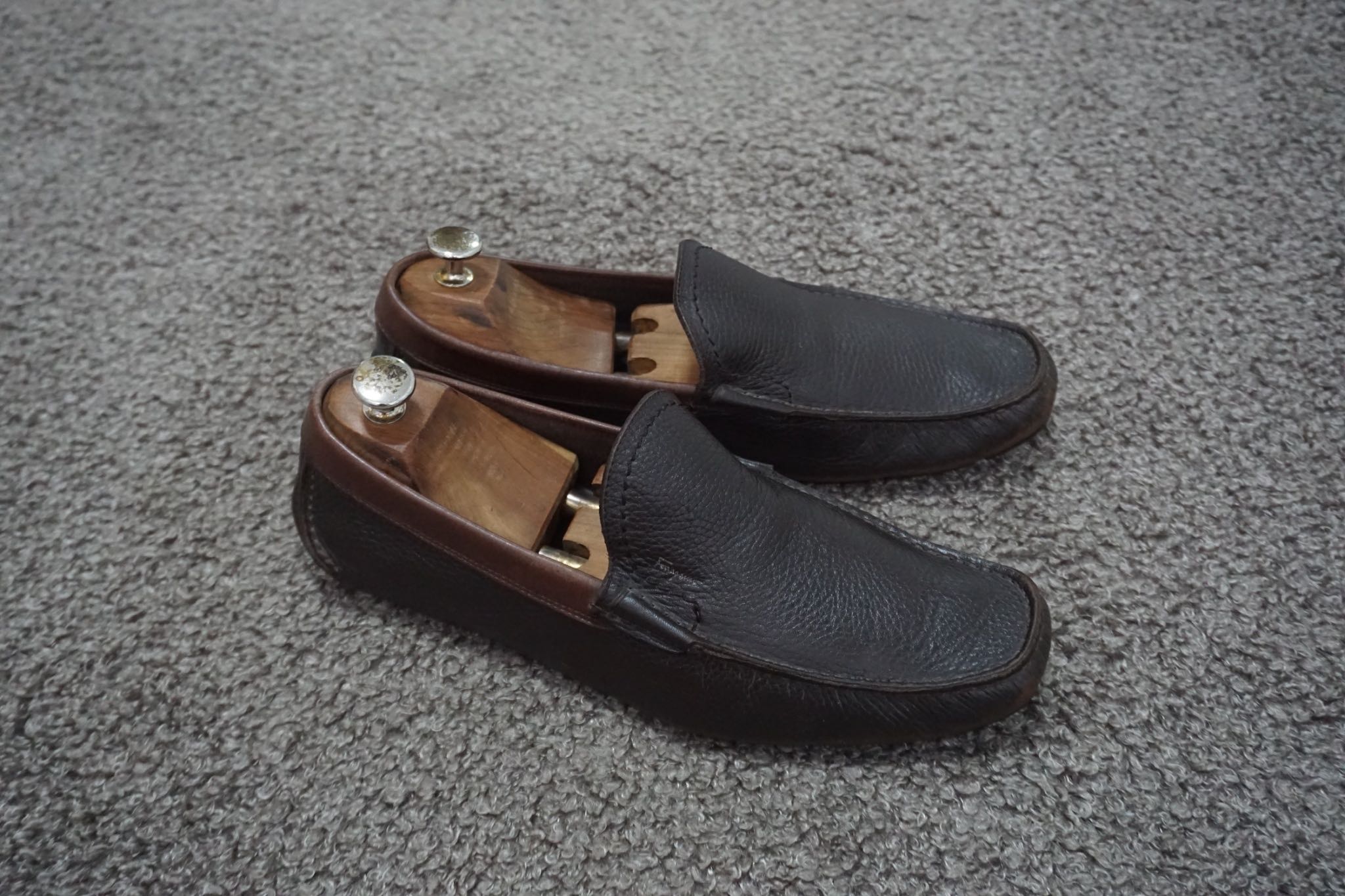 SALVATORE FERRAGAMO DRIVING SHOES size 7.5