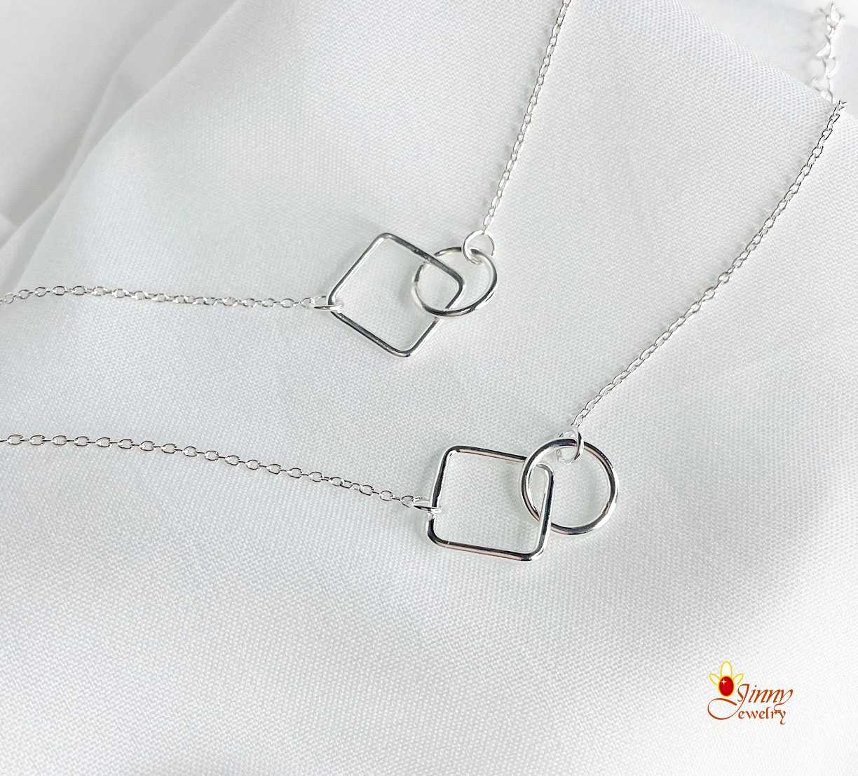 สร้อยเงินแท้ 92.5% สร้อยพร้อมจี้ รูปสี่เหลี่ยมคล้องห่วงกลม Minimal Style ขนาดฟรีไซส์ งานน่ารักๆ