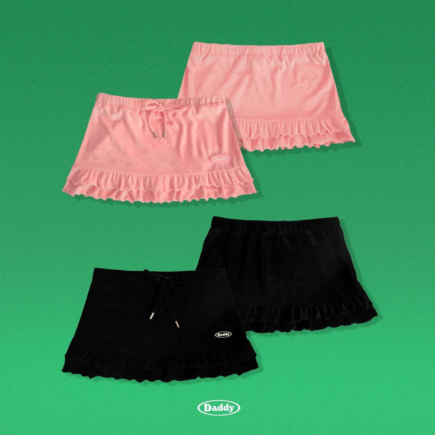 Jessie Skirt กระโปรงเอวต่ำผ้ากำมะหยี่แต่งระบาย 2 ชั้น เอวมียางยืดตรงขอบเอวและเชือกแต่ง ใส่แล้วกระชับ