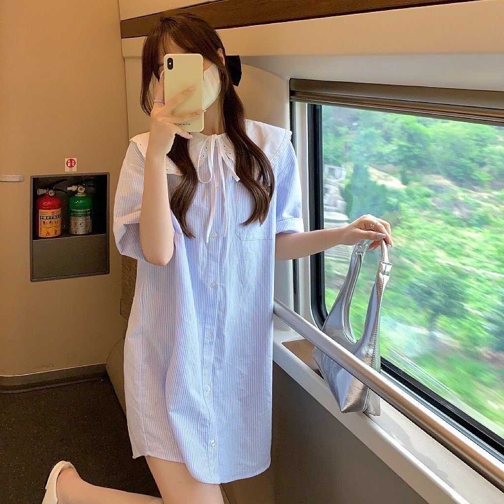 D161 เดรสสั้นสีฟ้าพาสเทล แต่งปกลูกไม้สีขาว