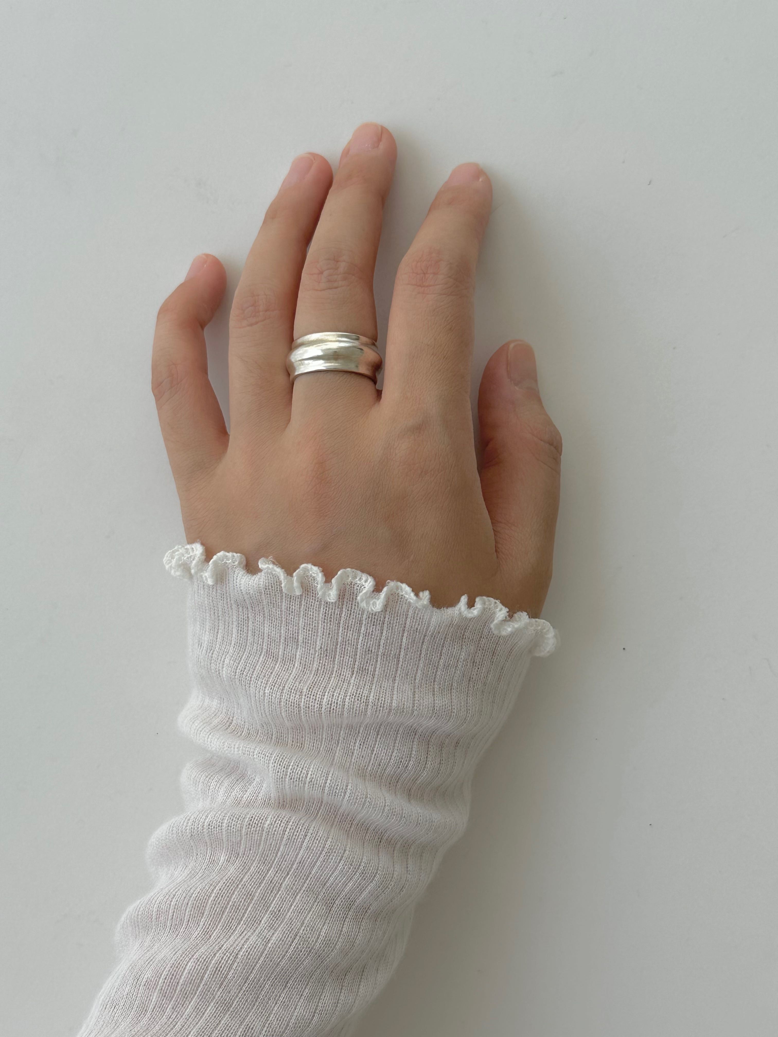 Arrondi ring by Legemme