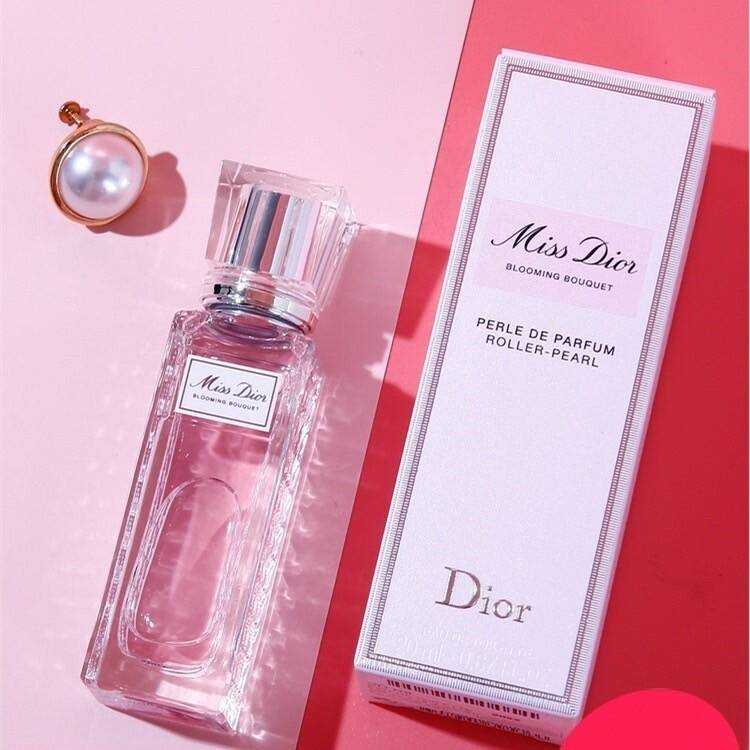 น้ำหอมผู้หญิง  DIOR Miss Dior Blooming Bouquet Roller Pearl  20ml.