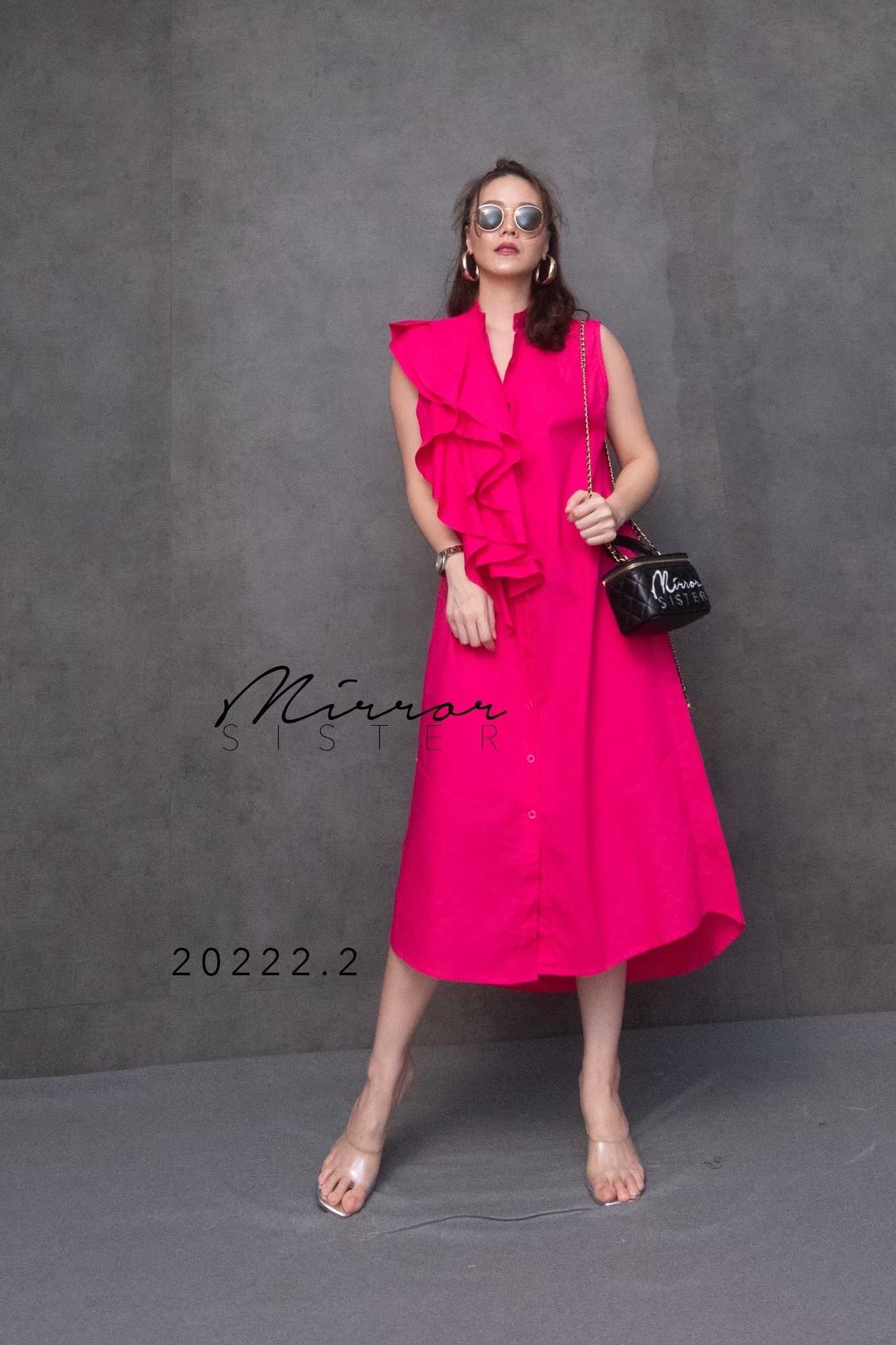 (นางแบบใส่ชุดขาย) FoldiVa i FriLL ChiLL DreSs เดรสแขนกุด เดรสสีสด มินิมอลผู้ดีๆ ระบายย้วย 3 ชั้น