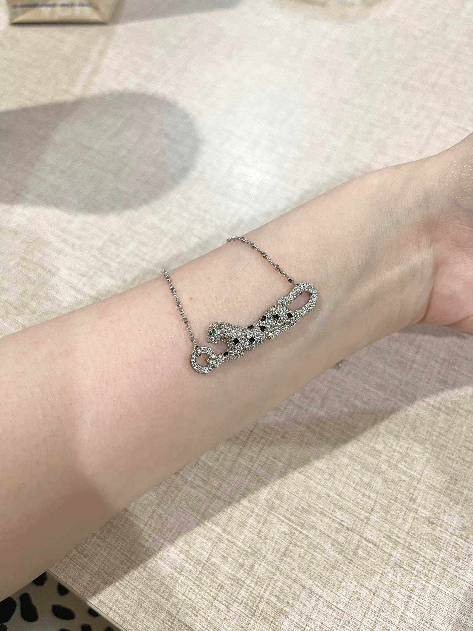 สร้อยคอ leopard