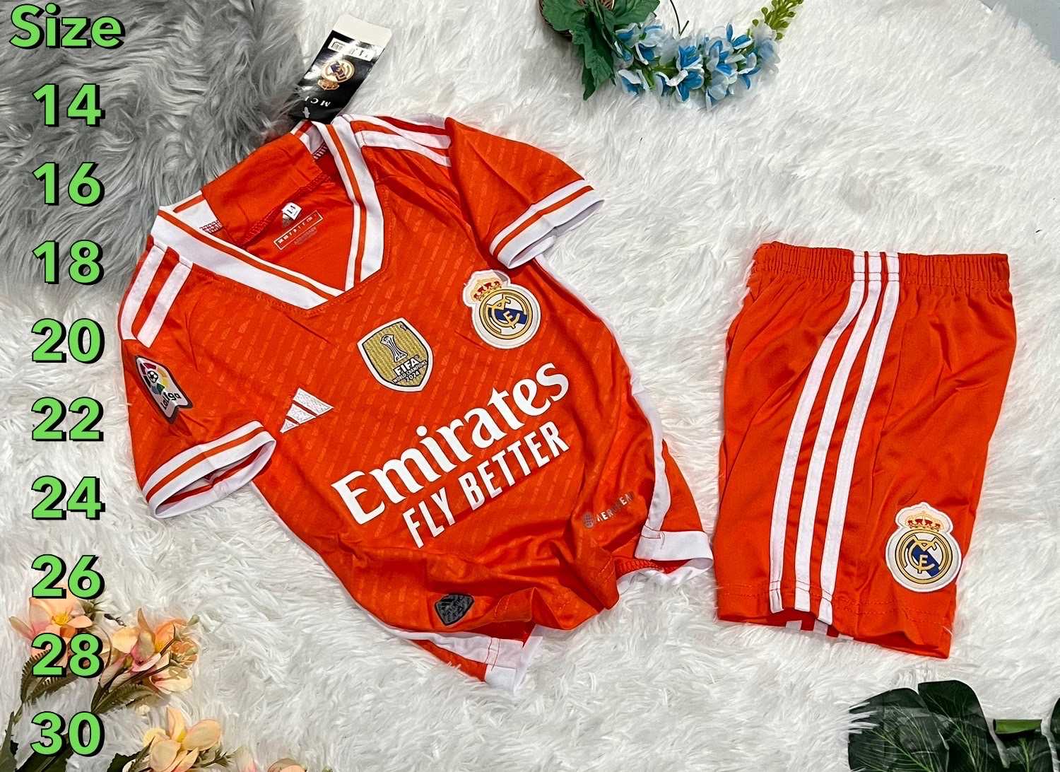 [[กดสั่งซื้อได้เลย]] ชุดเด็ก เรอัล มาดริด สีส้ม รุ่นปี 2023-24 [รหัส REM3246]