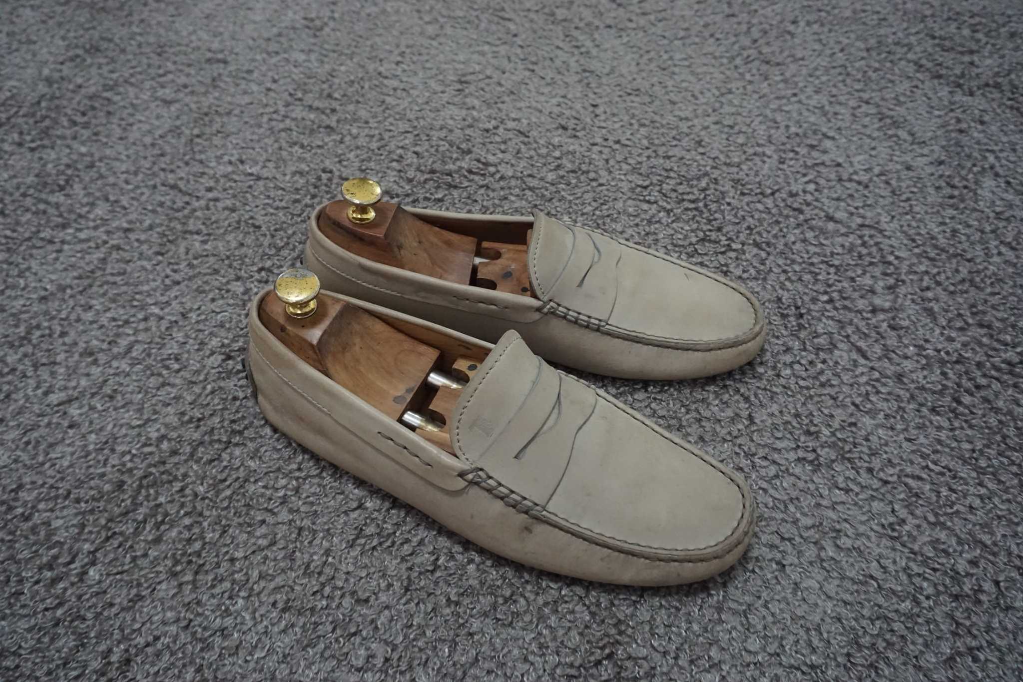 TOD'S Gommino Driving Shoes size 6.5