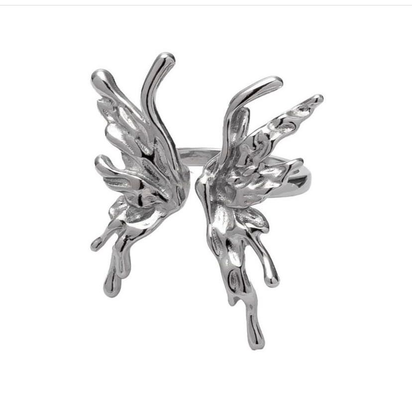 Butterfly ring 