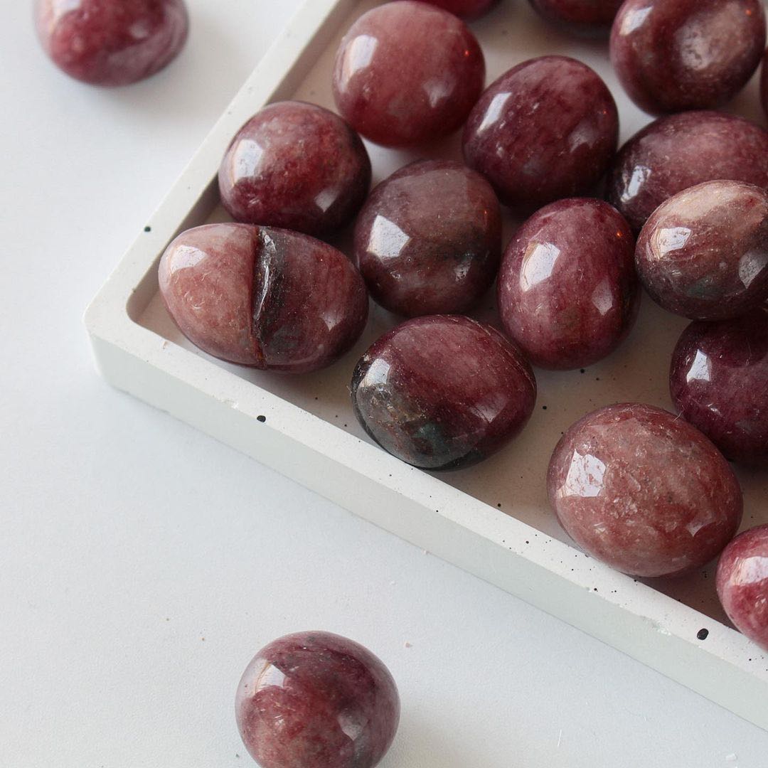 Strawberry Quartz Tumbled