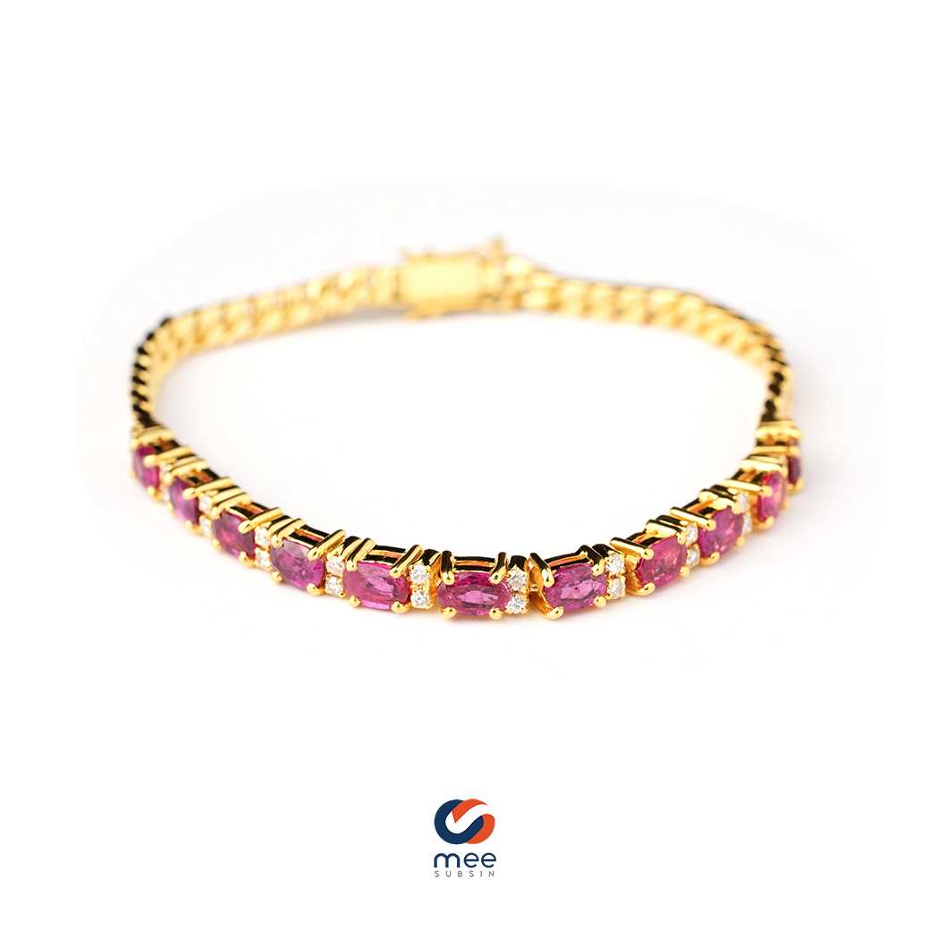 สร้อยข้อมือทับทิมสยาม เผาเก่า 4.95 กะรัต คั่นเพชร 0.24 กะรัต น้ำ 98 [BL230005]