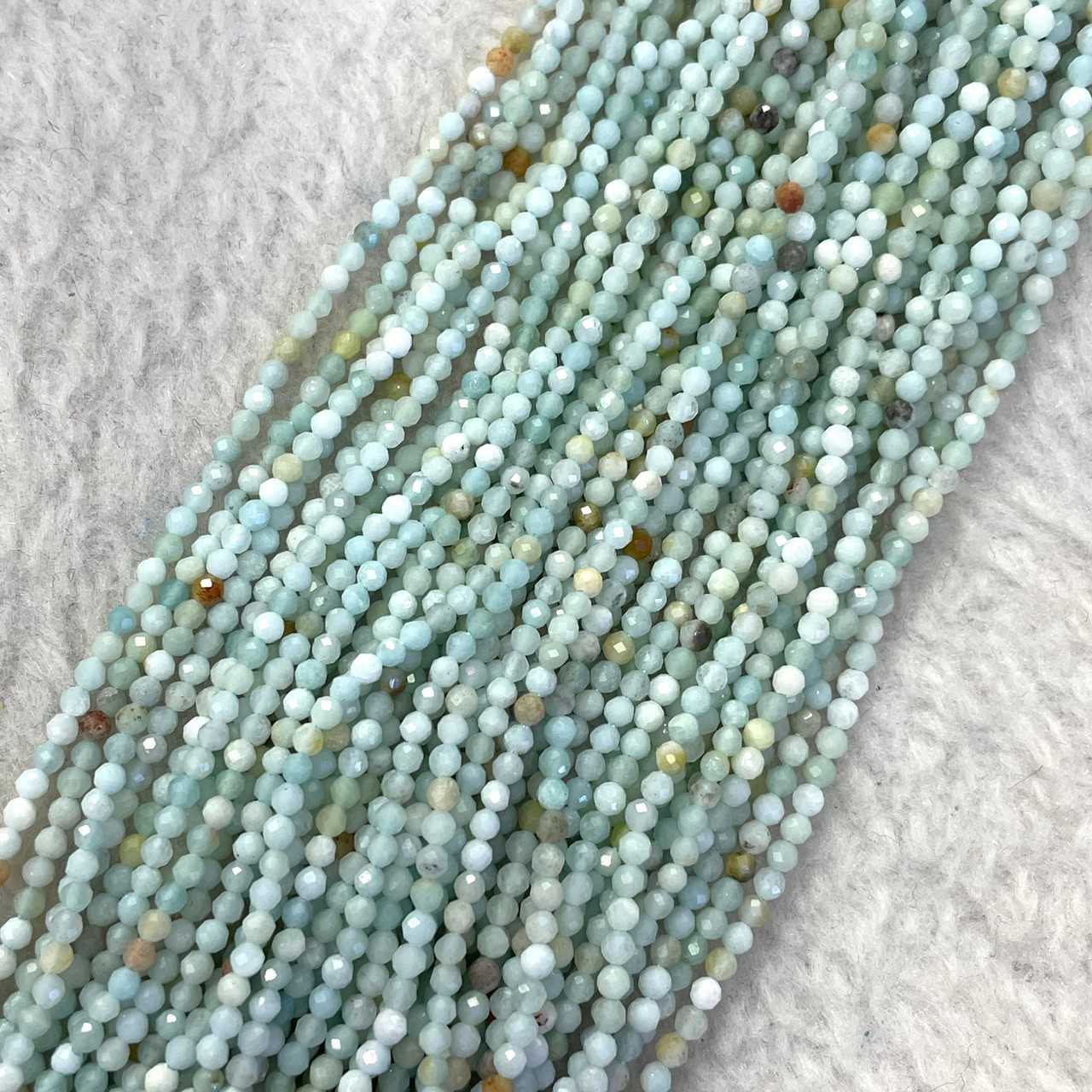 อมาโซไนต์ รวมสี (Amazonite) 2 mm เจียเหลี่ยม เส้นยาว