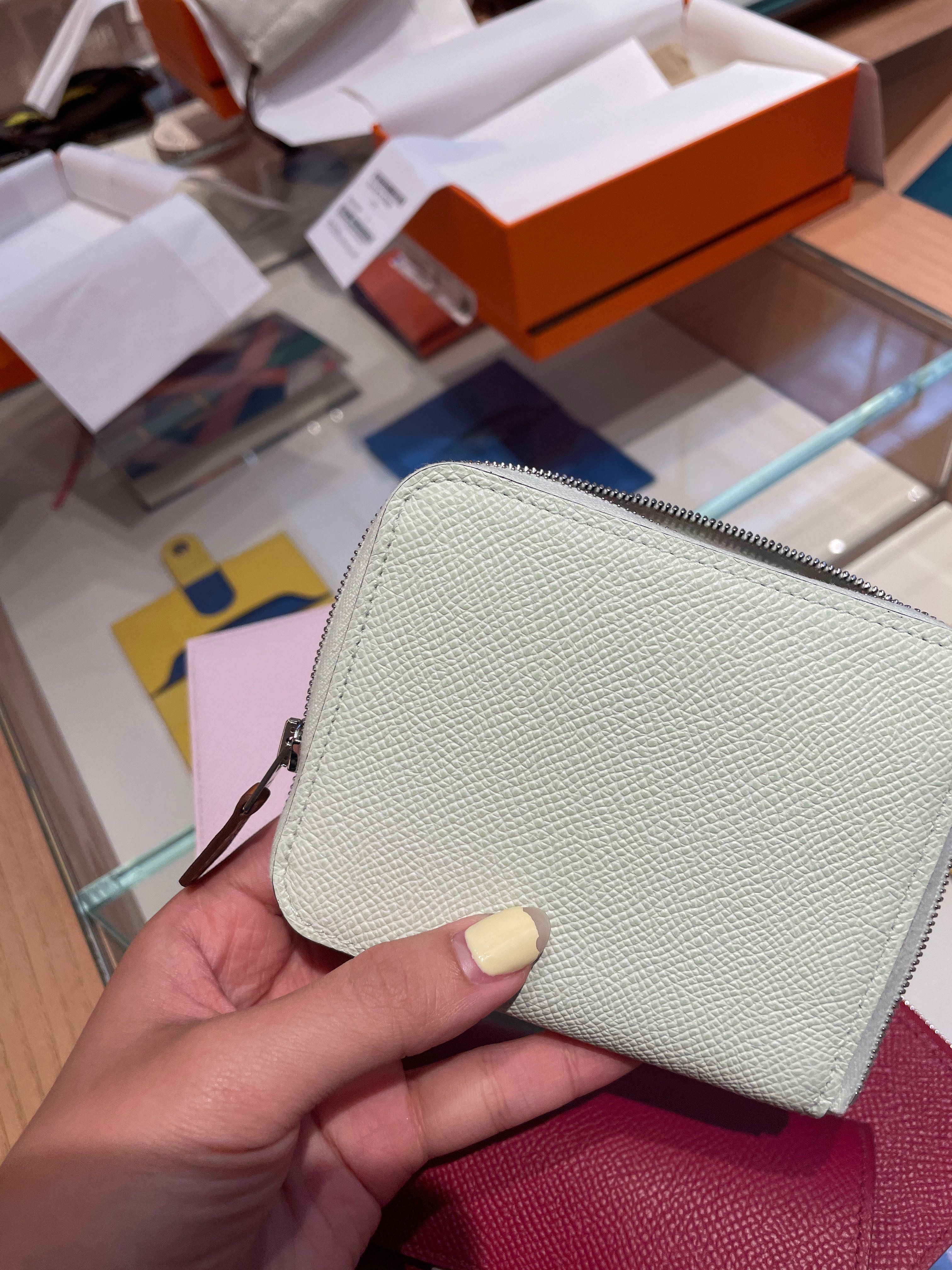 แท้100%🔥 Hermes Silk'In Compact Wallet