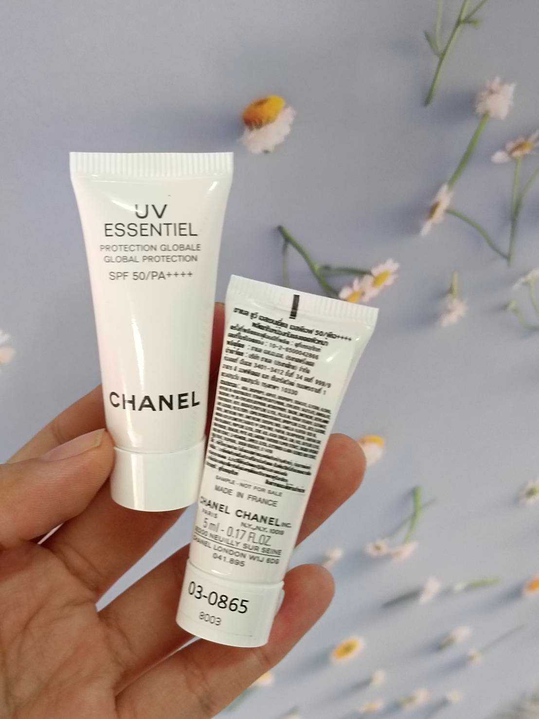 CHANEL UV ESSENTIEL GLOBAL PROTECTION SPF 50/PA++++