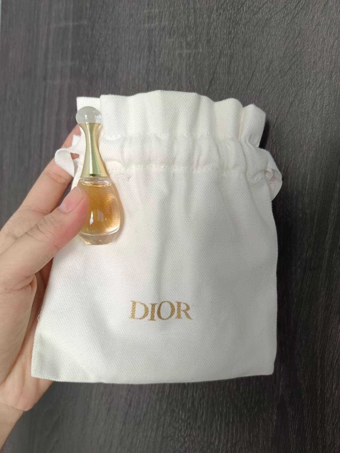 DIOR J'adore Eau de parfum infinissime 5 ml.