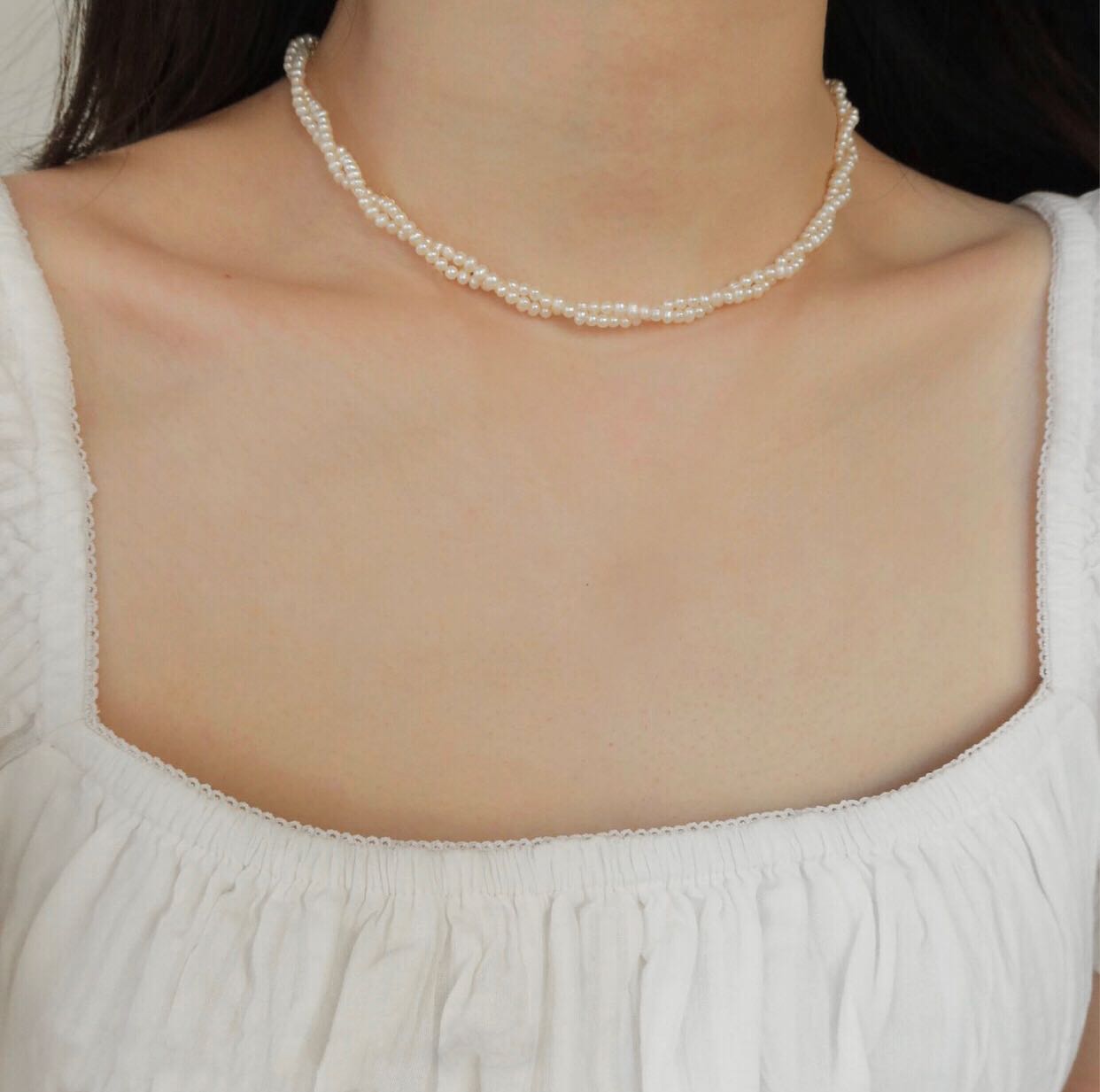 สร้อยคอไข่มุก ดีไซน์แบบบิดเกลียว ⛅️Twisted pearl choker...☁️
