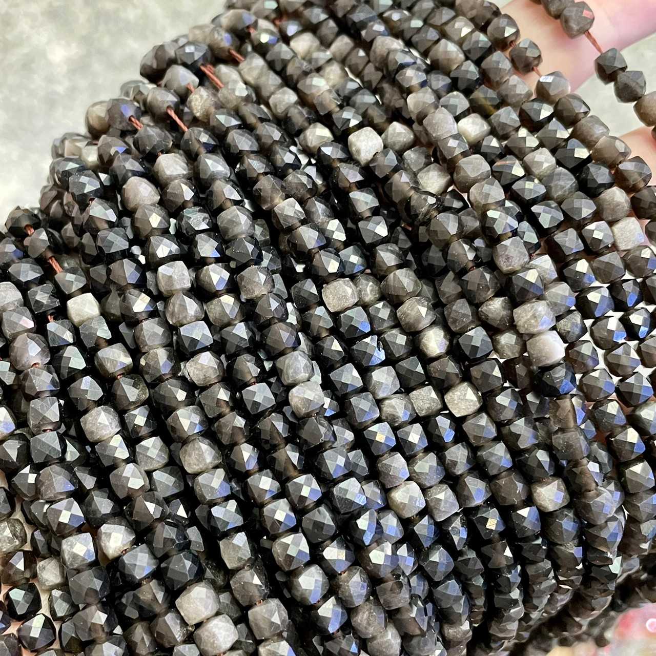 ตาเหยี่ยว ฮอว์กอาย (Hawk's Eye) ทรงลูกบาศก์ ประมาณ 4x4 mm เส้นยาว