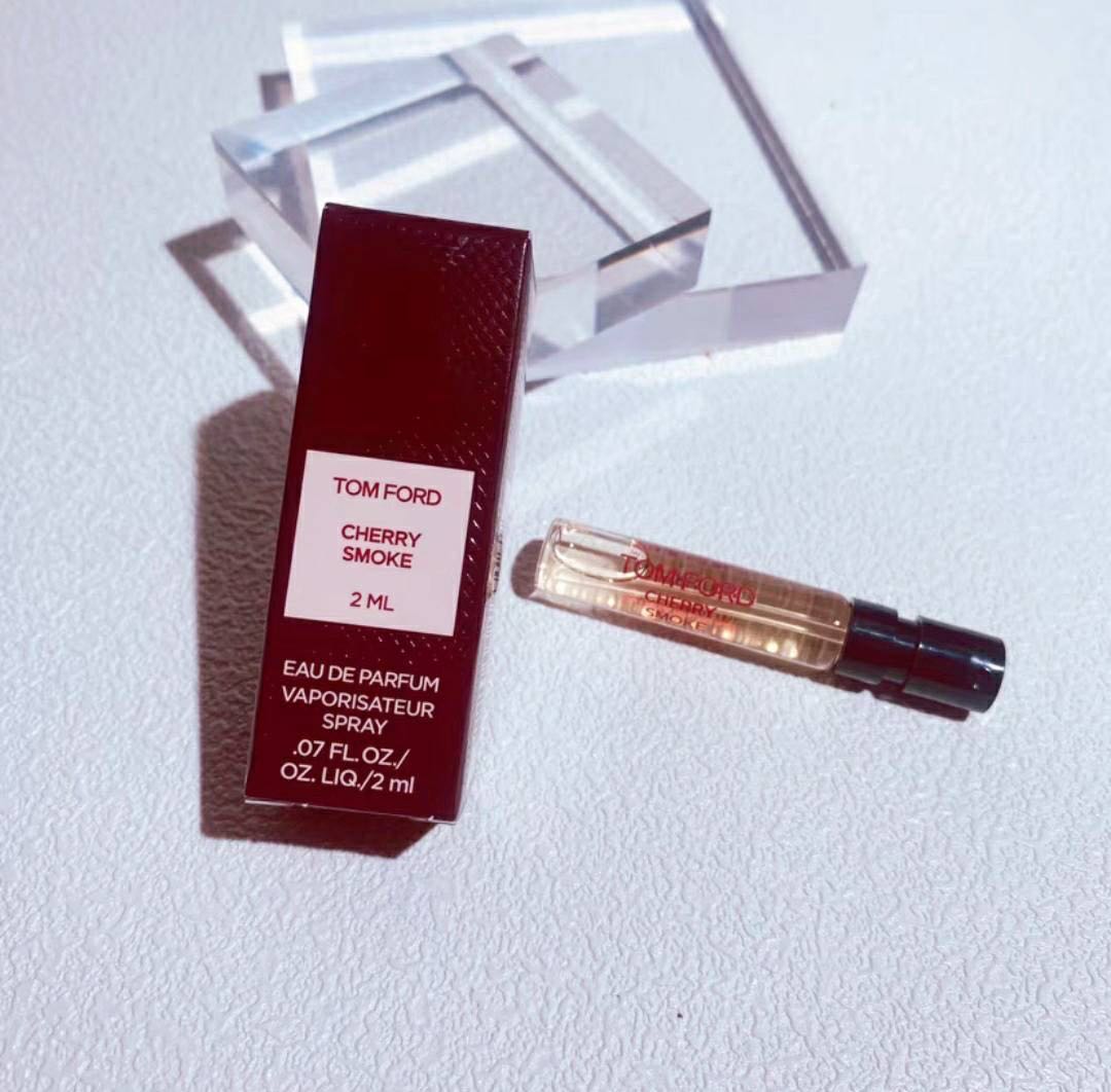 (พร้อมส่ง) TOM FORD CHERRY SMOKE EDP 2ml.