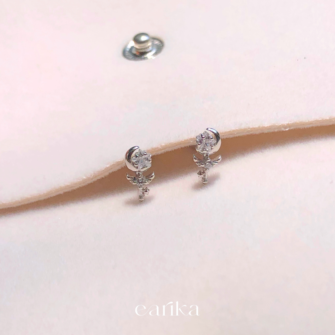 earika.earrings - moon tiare piercing จิวหูเงินแท้จี้เชอร์รี่ (มีให้เลือกสองสี) เหมาะสำหรับคนแพ้ง่าย