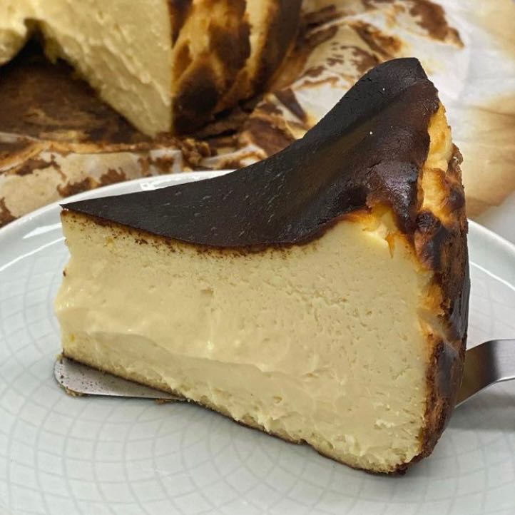 Burnt cheesecake
